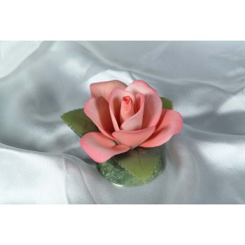 Фарфоровый цветок Розочка